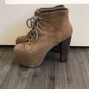Jeffery Campbell litas